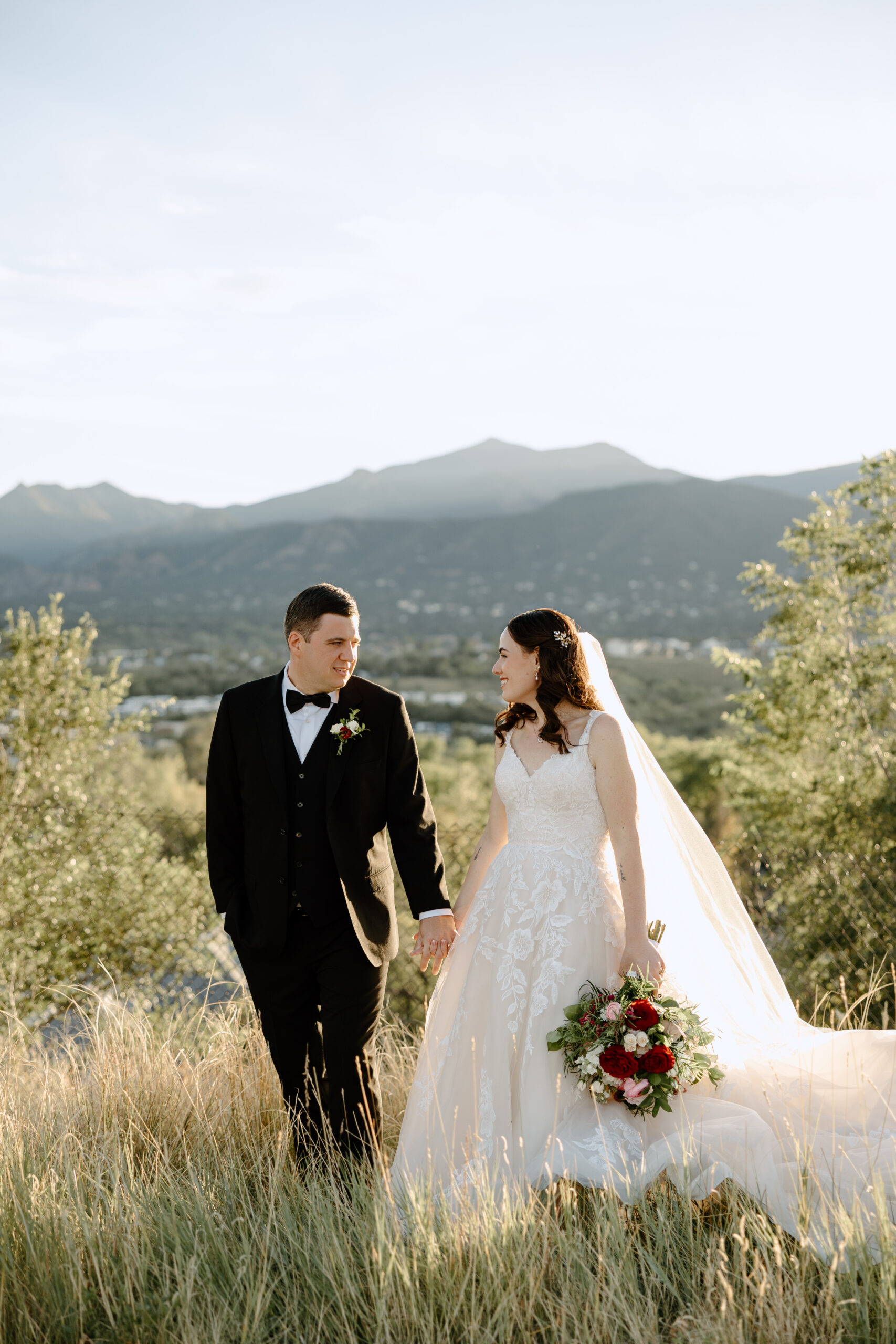 Colorado wedding couple with mountain views